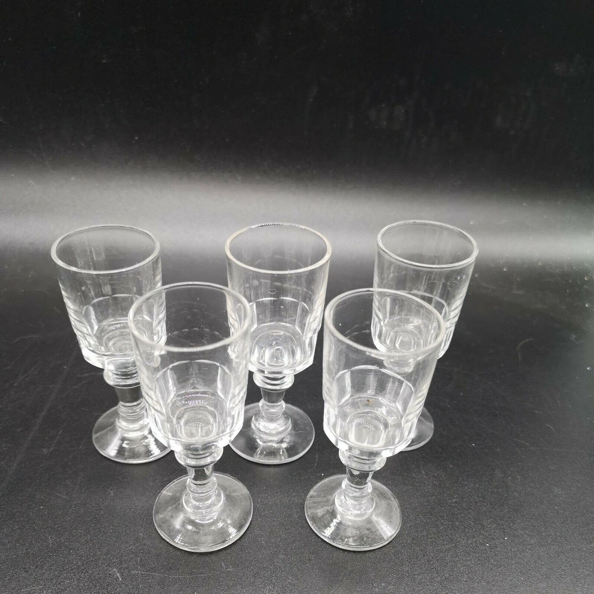 Service of 5 glasses with Meisenthal Portieux liqueur mirabeau model