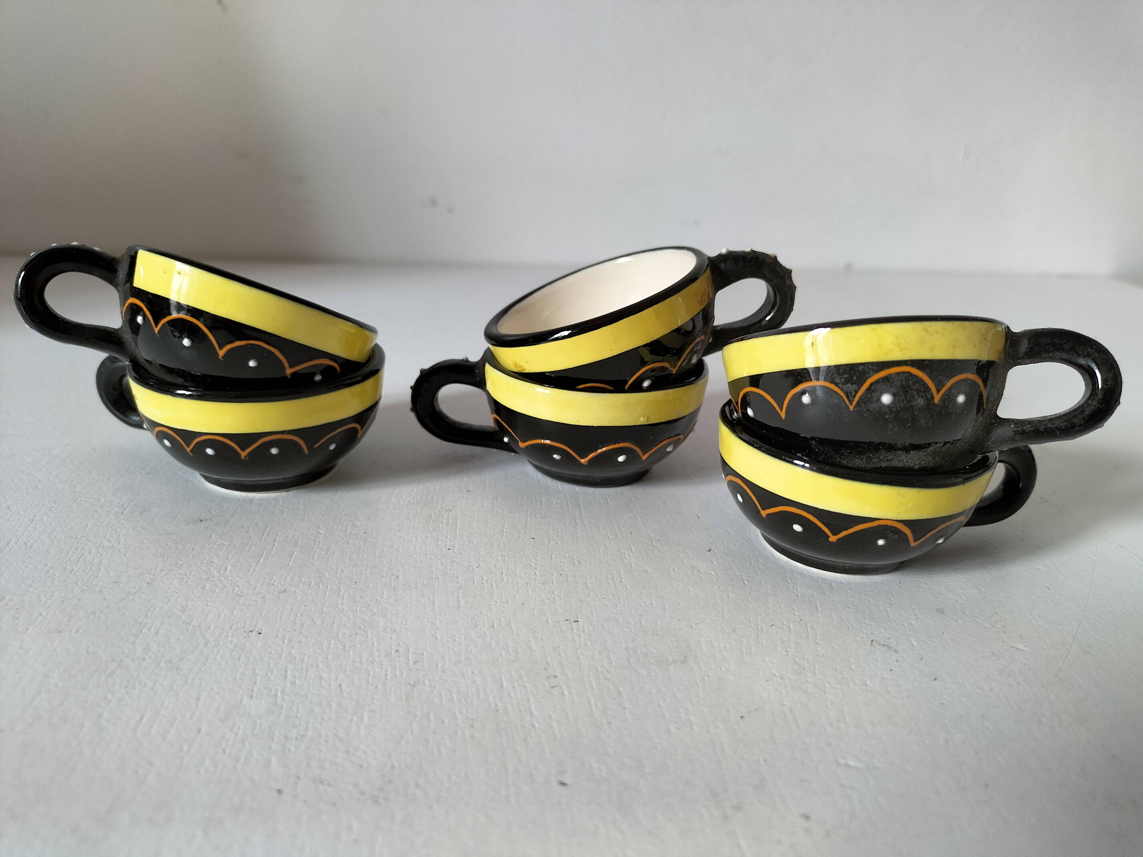 Vintage Breton mini cups – HB & St Jean – 9 pieces
