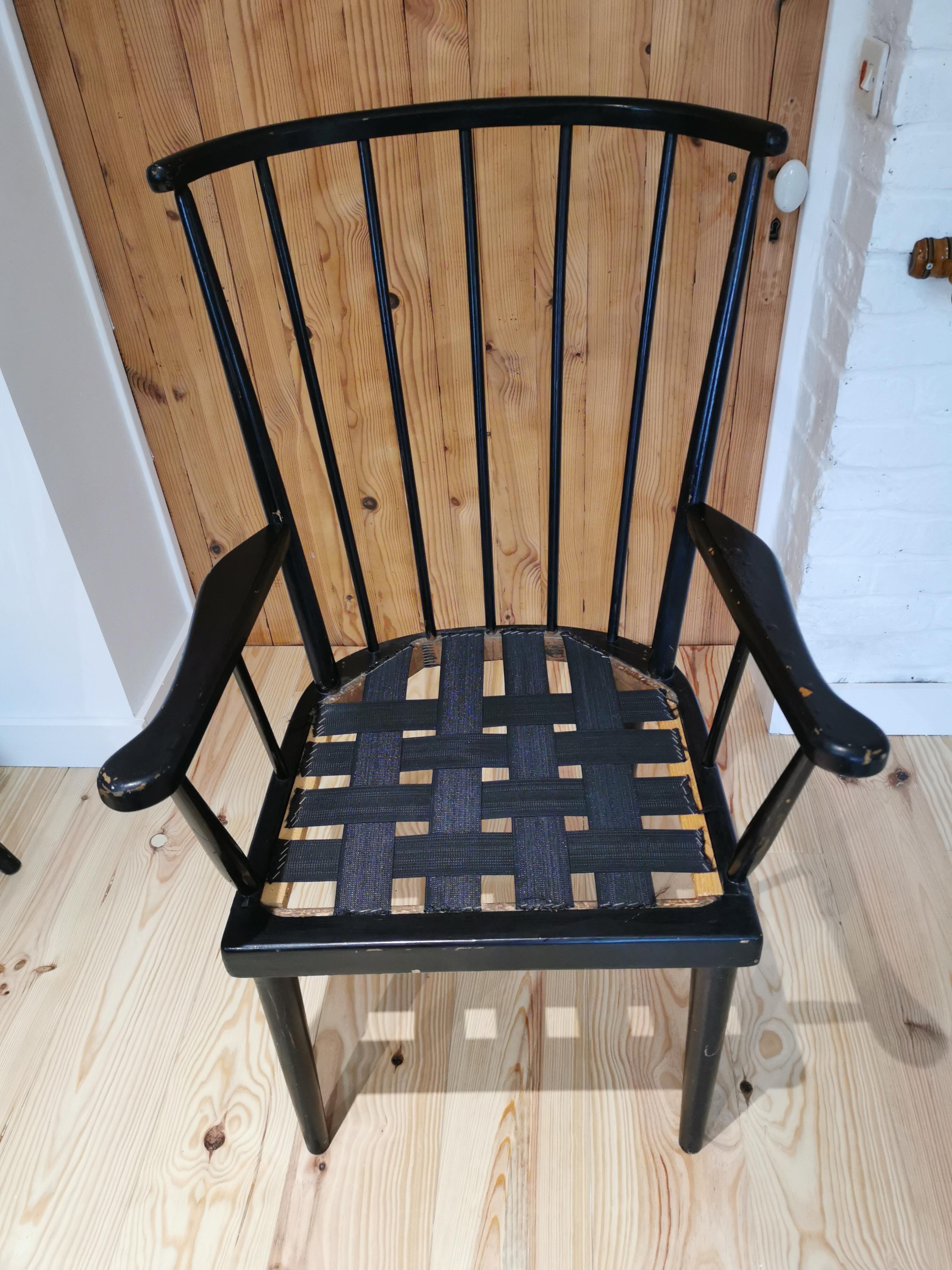 Baumann fan chair