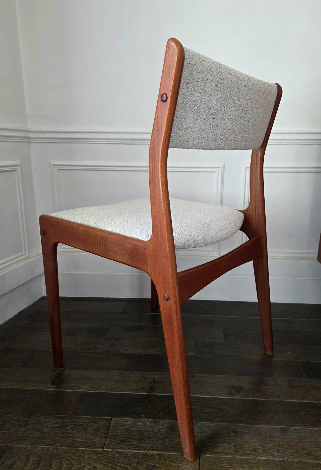 Set of 4 vintage teak and beige tweed chairs by Johannes Anderse