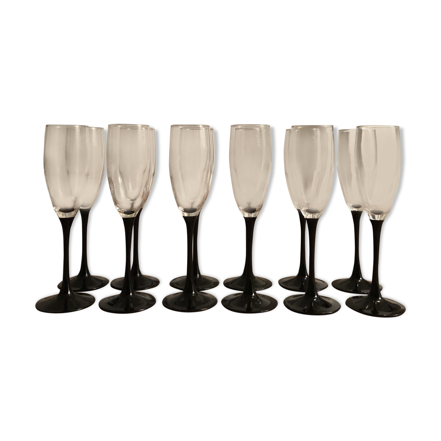 Service 12 vintage Luminarc flutes