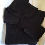 Black nape and towels in organdi