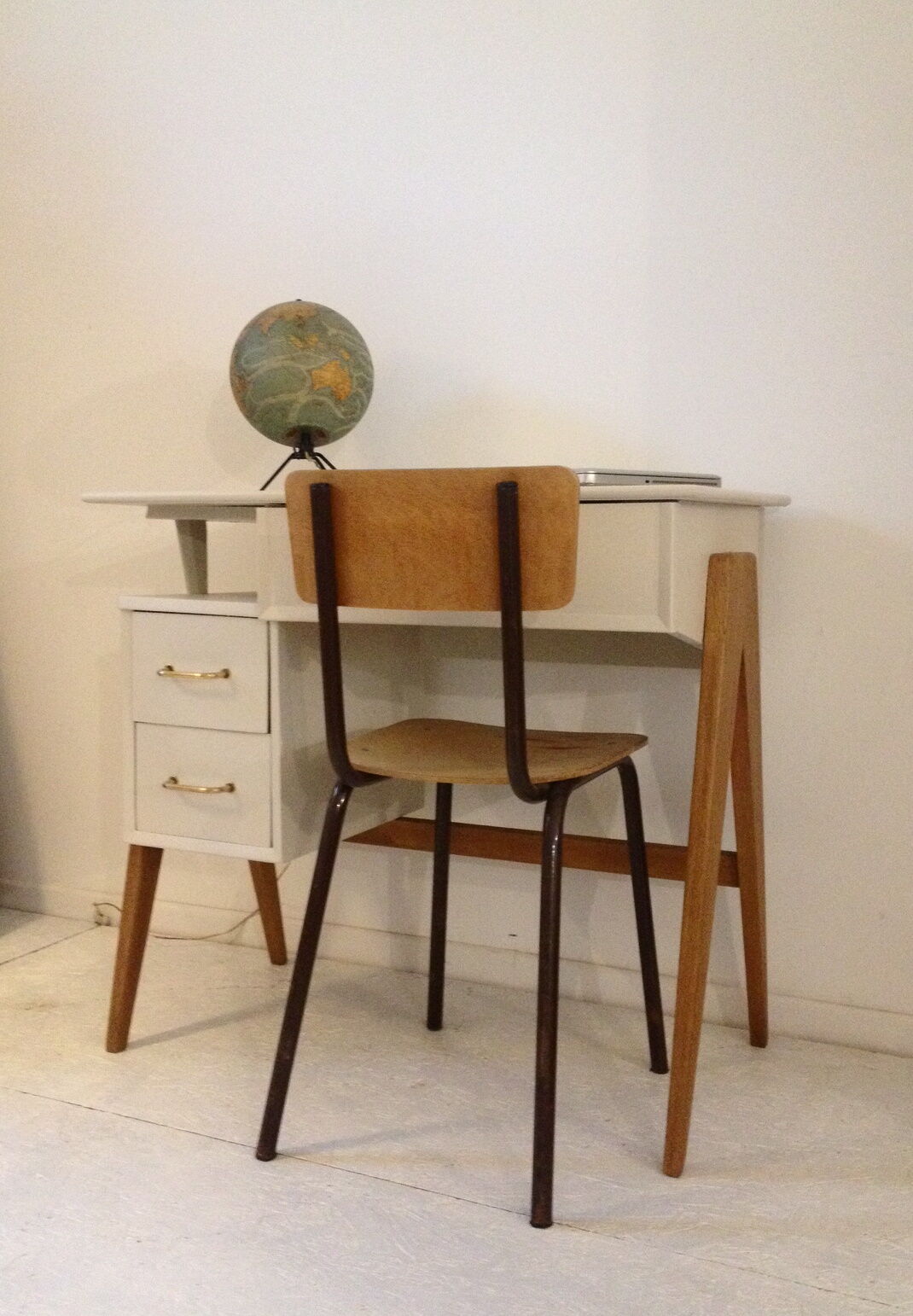 Vintage desk with compass feet