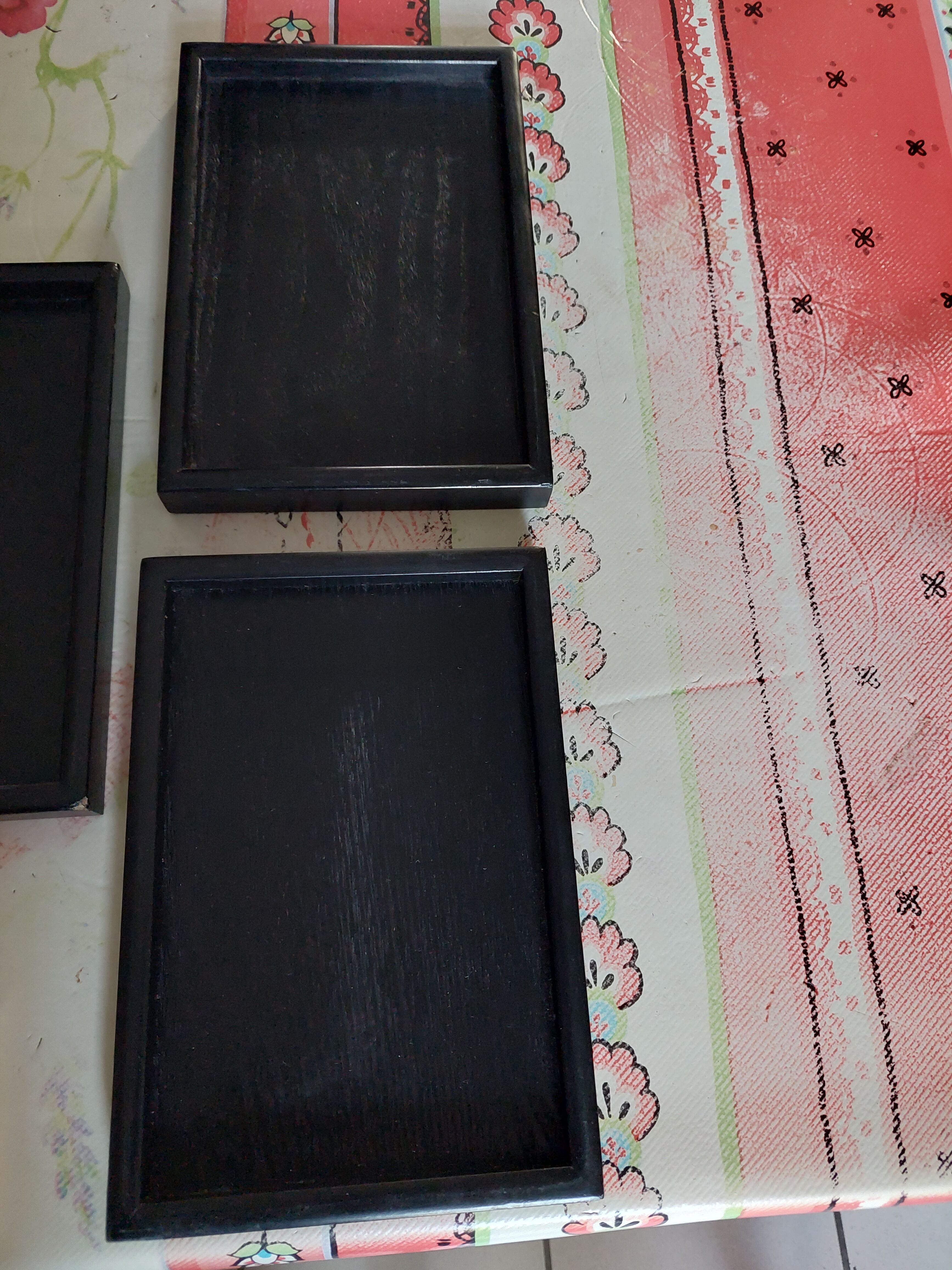 Set of 5 used rectangular wooden serving trays