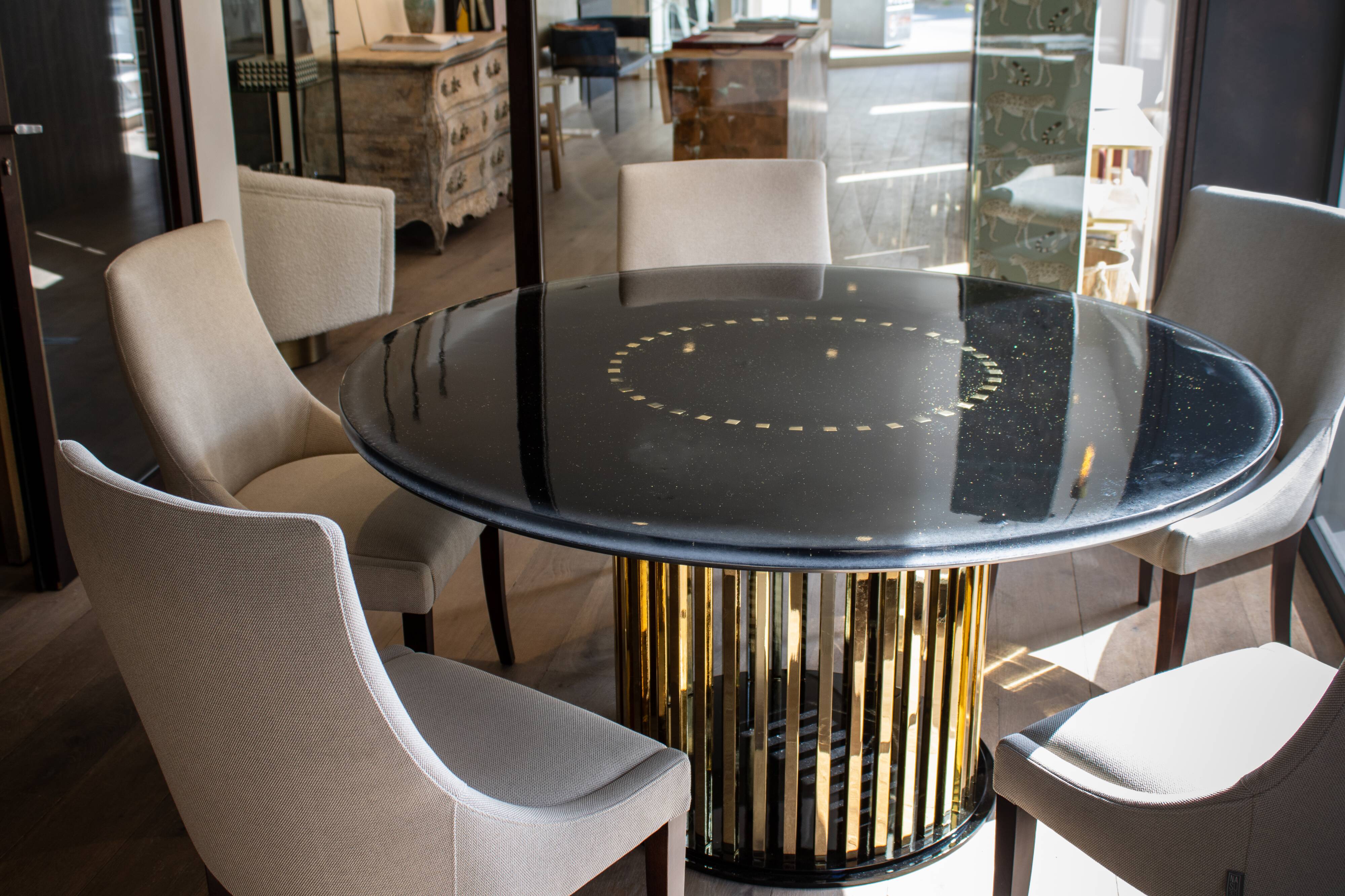 Table de salle à manger laiton art déco