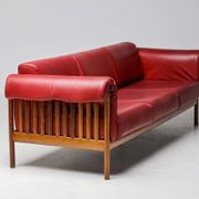 Johannes Andersen modern mid-century Danish canapé in rosewood and burgundy leather