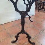 Table de bistrot piètement fonte dessus chêne