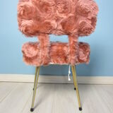 Pink moumoute chair