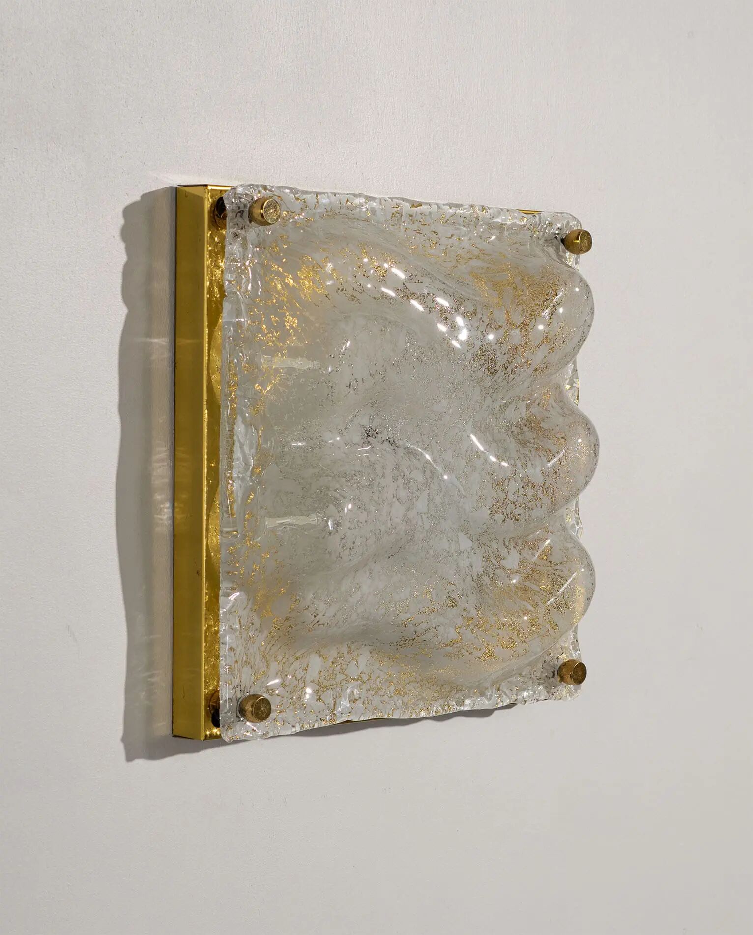 Sculptural Murano ice glass wall lamp, Italy 1970
