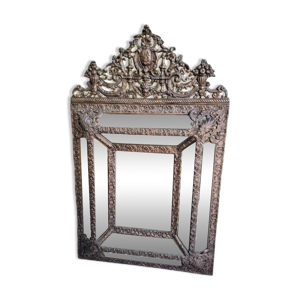 Miroir en laiton repousse - louis