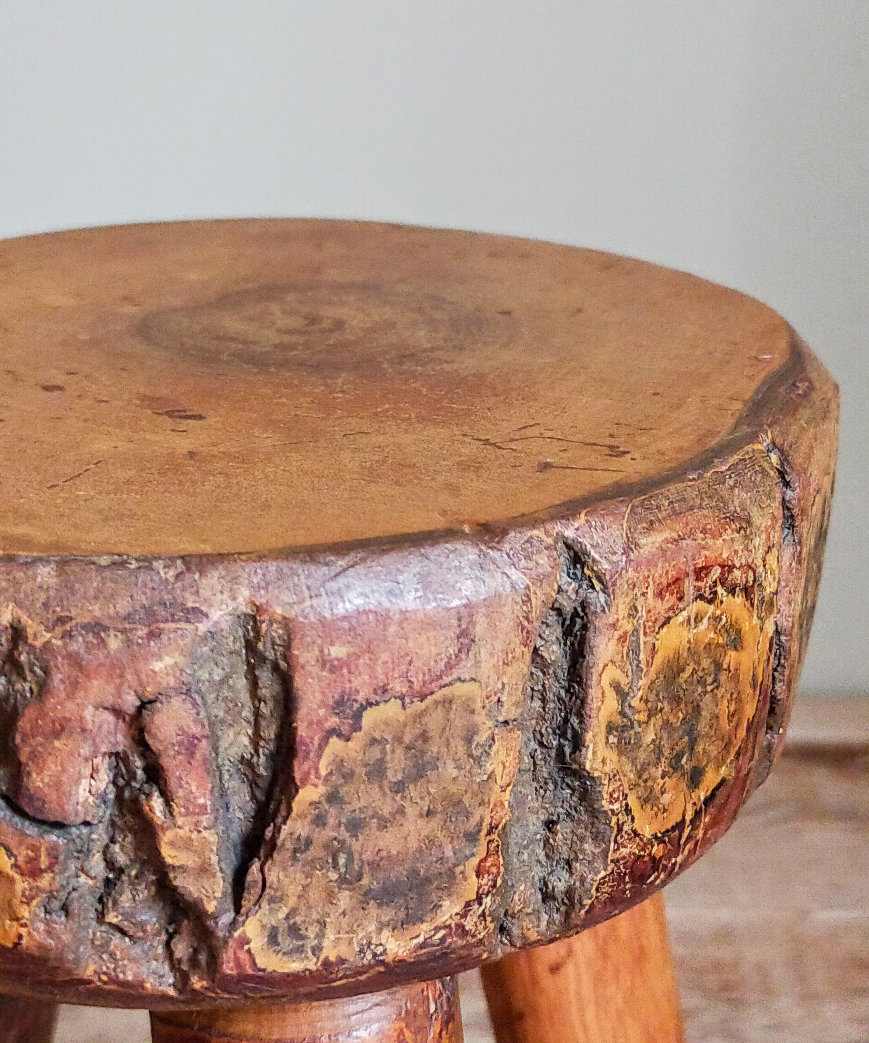 Tripod side stool solid wood Art-popular vintage