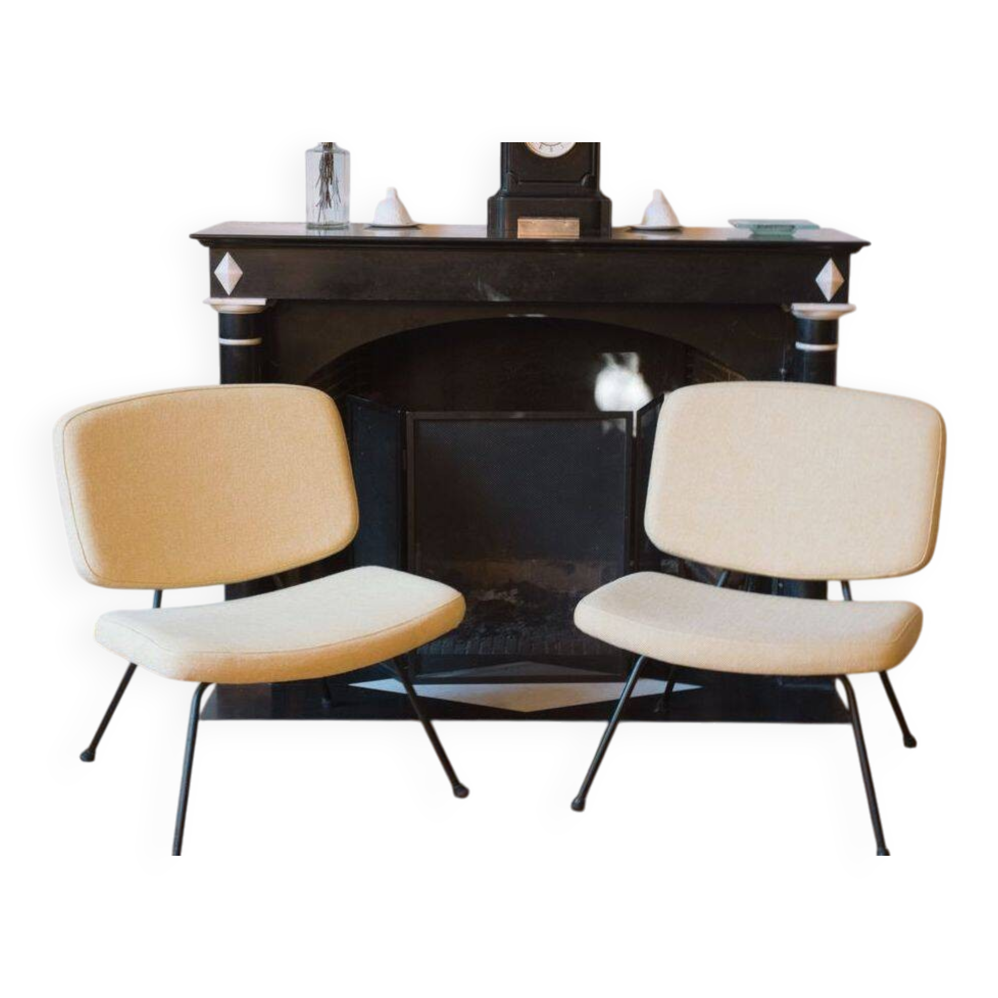 Pair of Paulin CM190 Armchairs