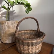 Panier osier tressé vintage , grande anse