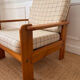 Fauteuil moderniste en pin années 70