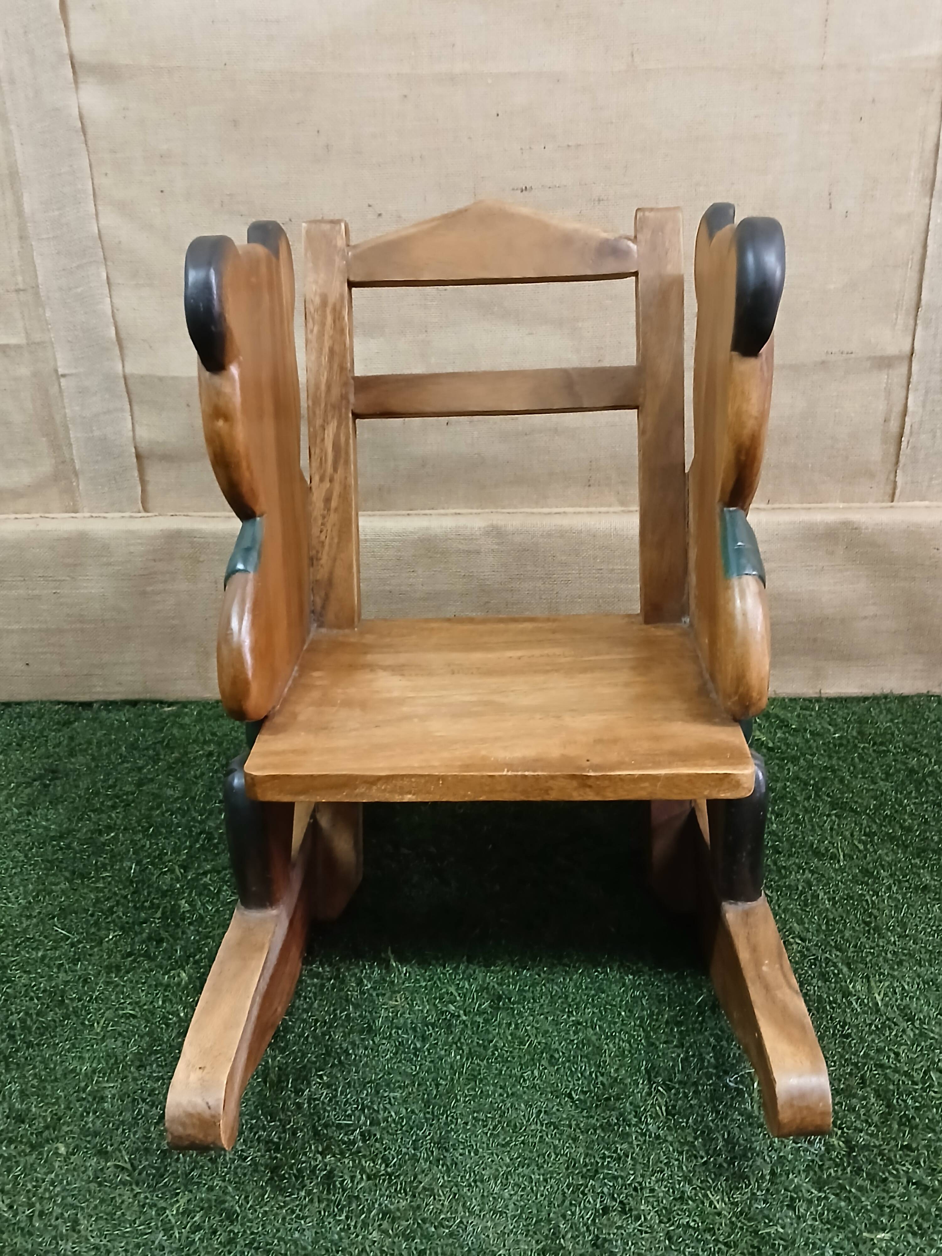 Wooden child seat