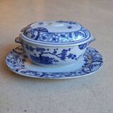 Japan model sauce boat by Creil and Montereau 19th century