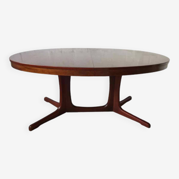 Oval extendable table designed 1960 Baumann style