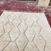 Beni Ouarain rug 300x200 cm – Natural cream wool – Diamond pattern in tone