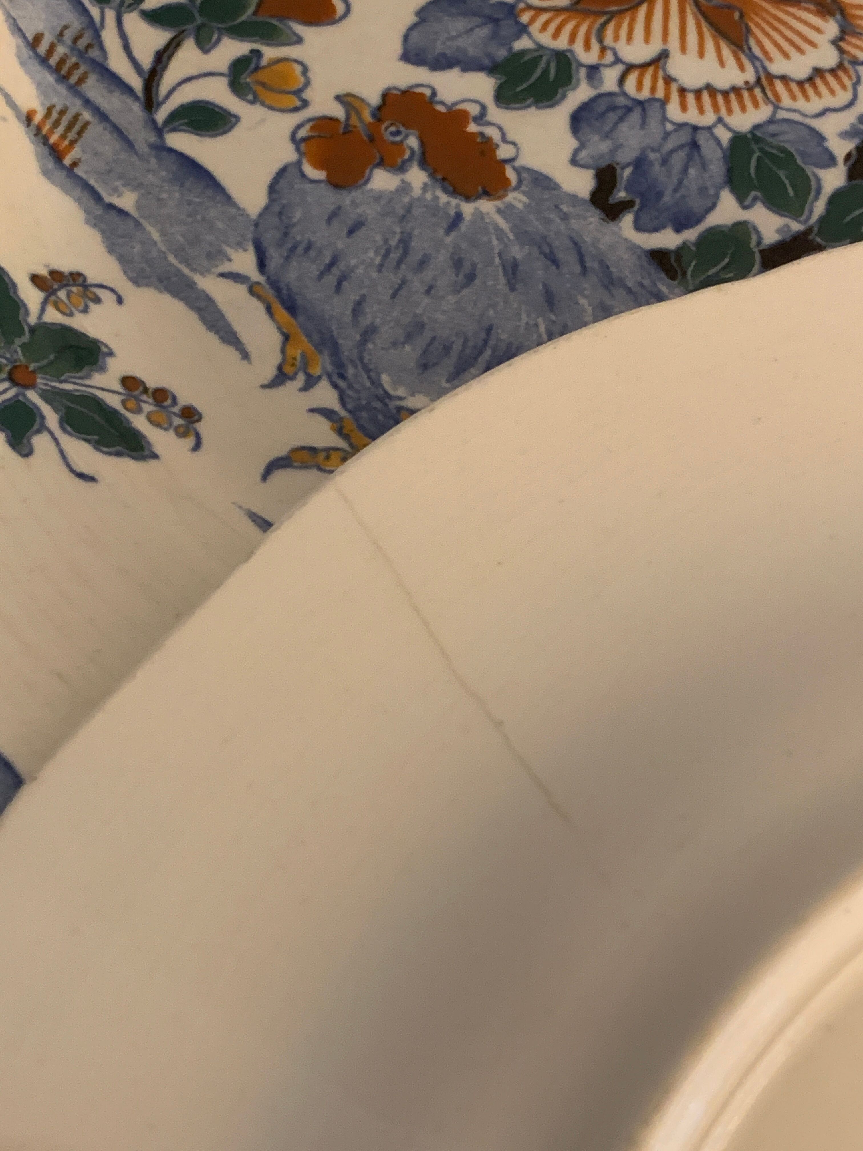 11 flat plates Rooster with Peonies, Gien earthenware