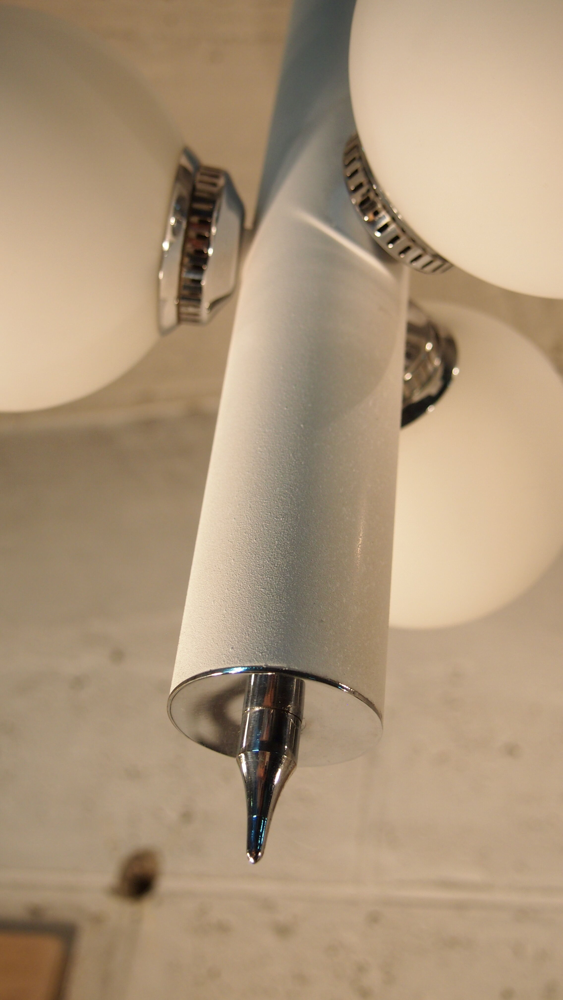 Suspension Sciolari balls in opaline mid century