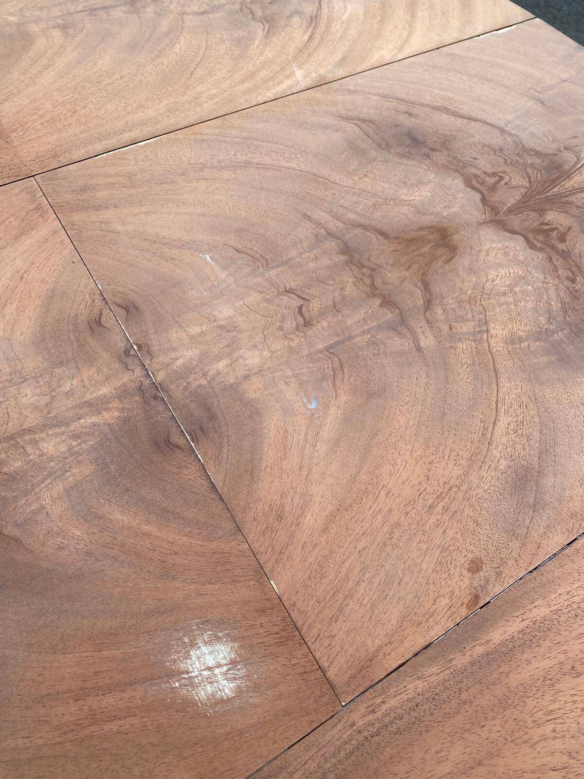 Extendable round dining table with central leg renovated in raw wood 205cm
