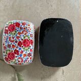 Old lacquered papier-mâché jewelry box