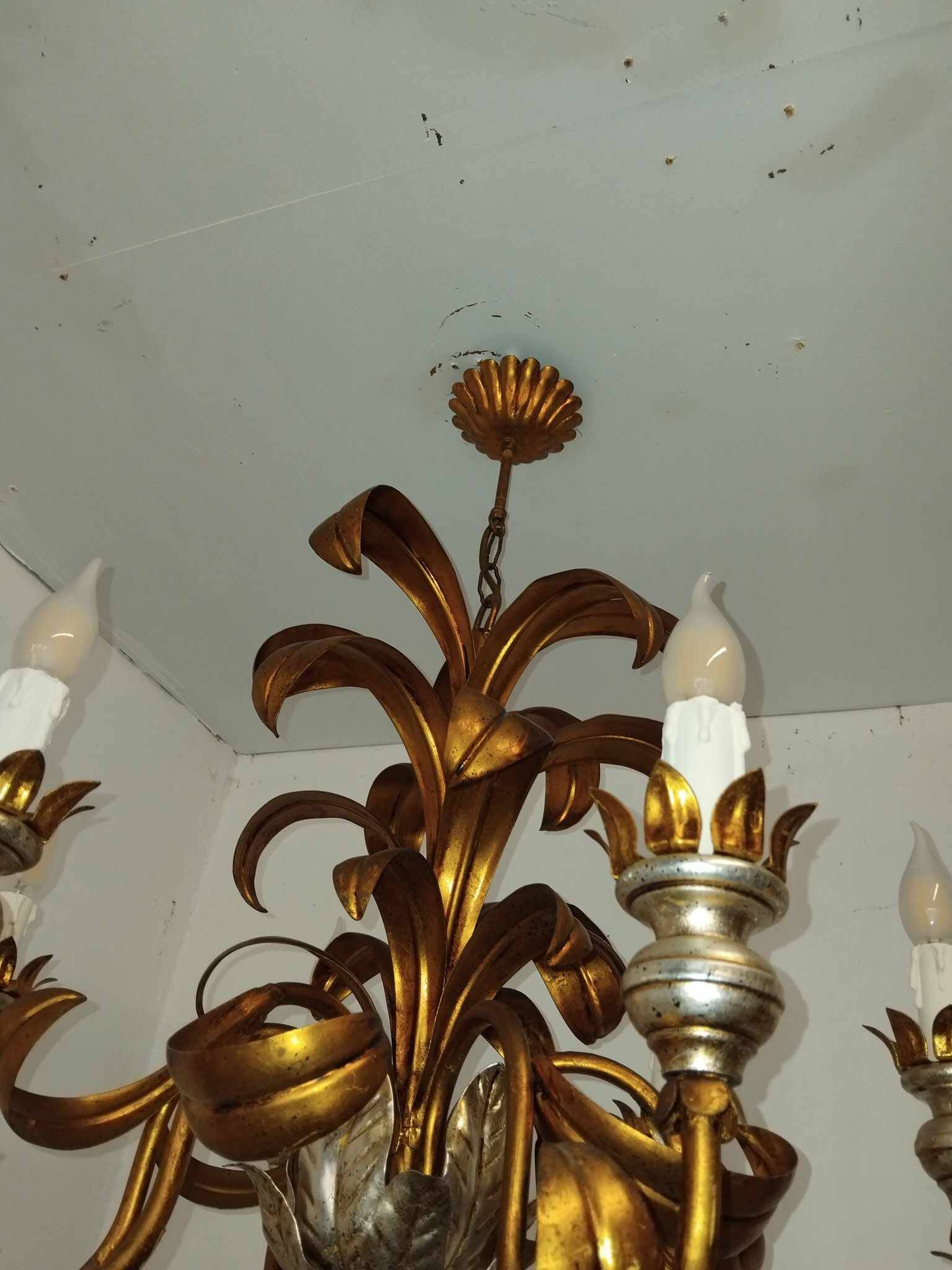 Large Holywood Regency chandelier with 6 light arms from the 60s/70s