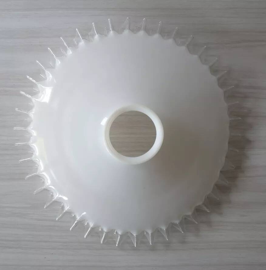 Set of 5 vintage pendants in serrated opaline 40s-50s / art deco / France