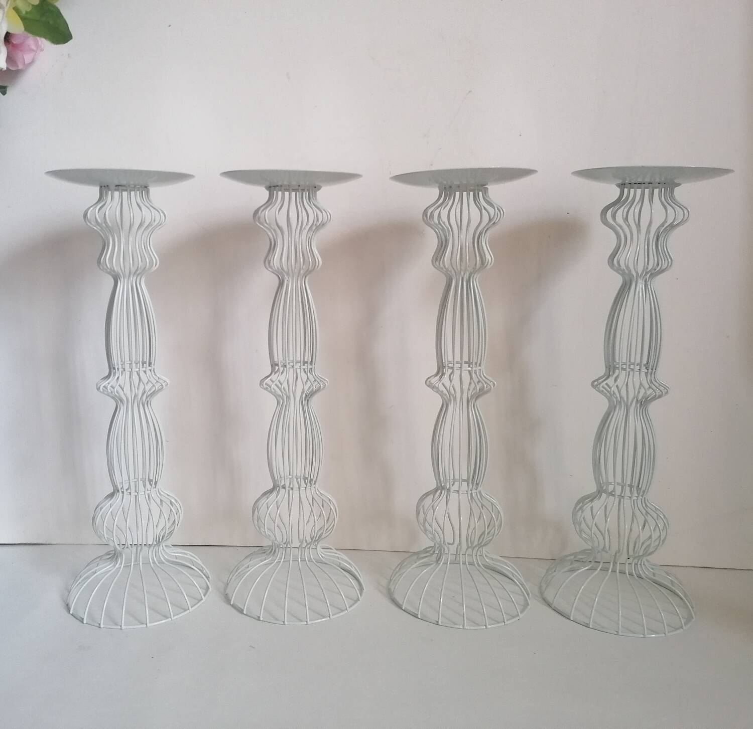 4 contemporary design wire candle holders