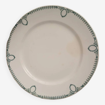 Assiette plate en porcelaine Saint Amand