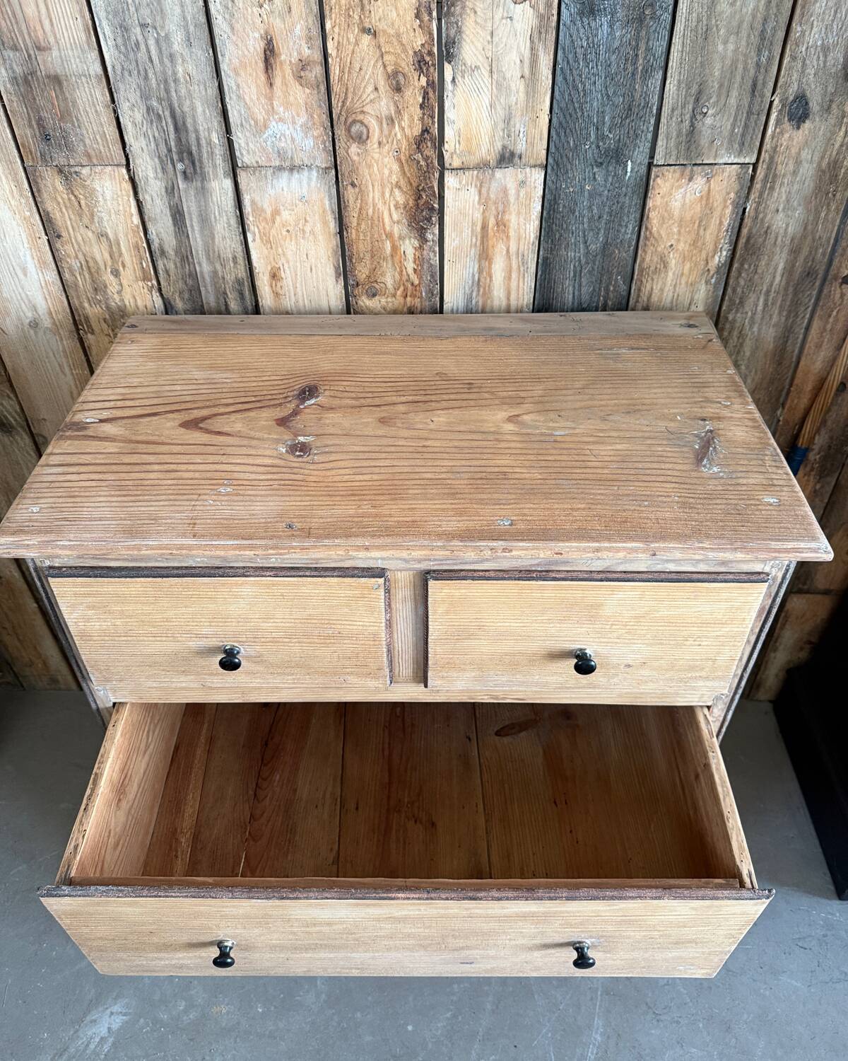Chic country chest of drawers (renovated)