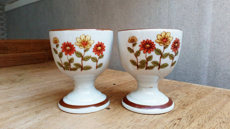 2 vintage Korean ceramic shells