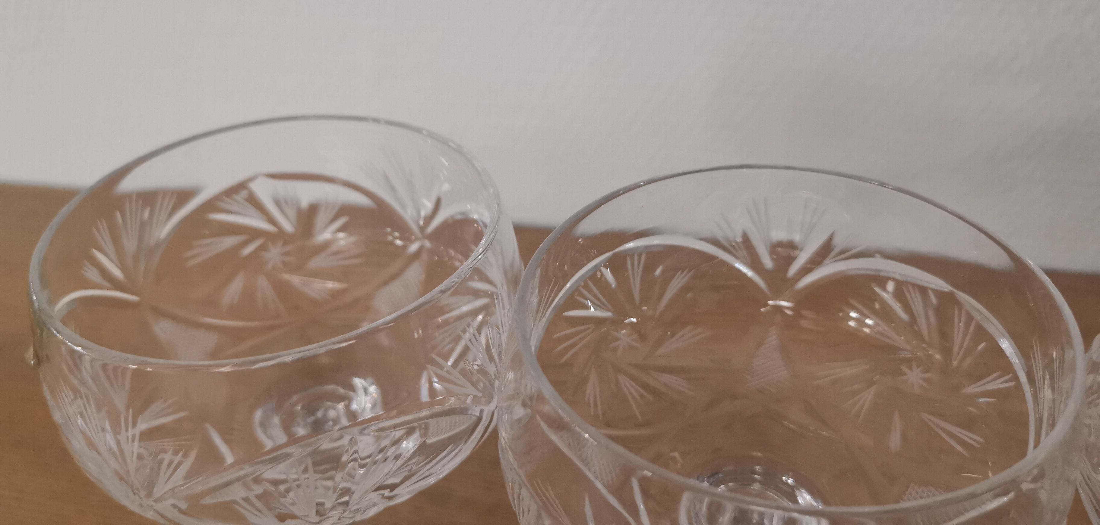 4 Champagne glasses in cut bohemian crystal Claudia