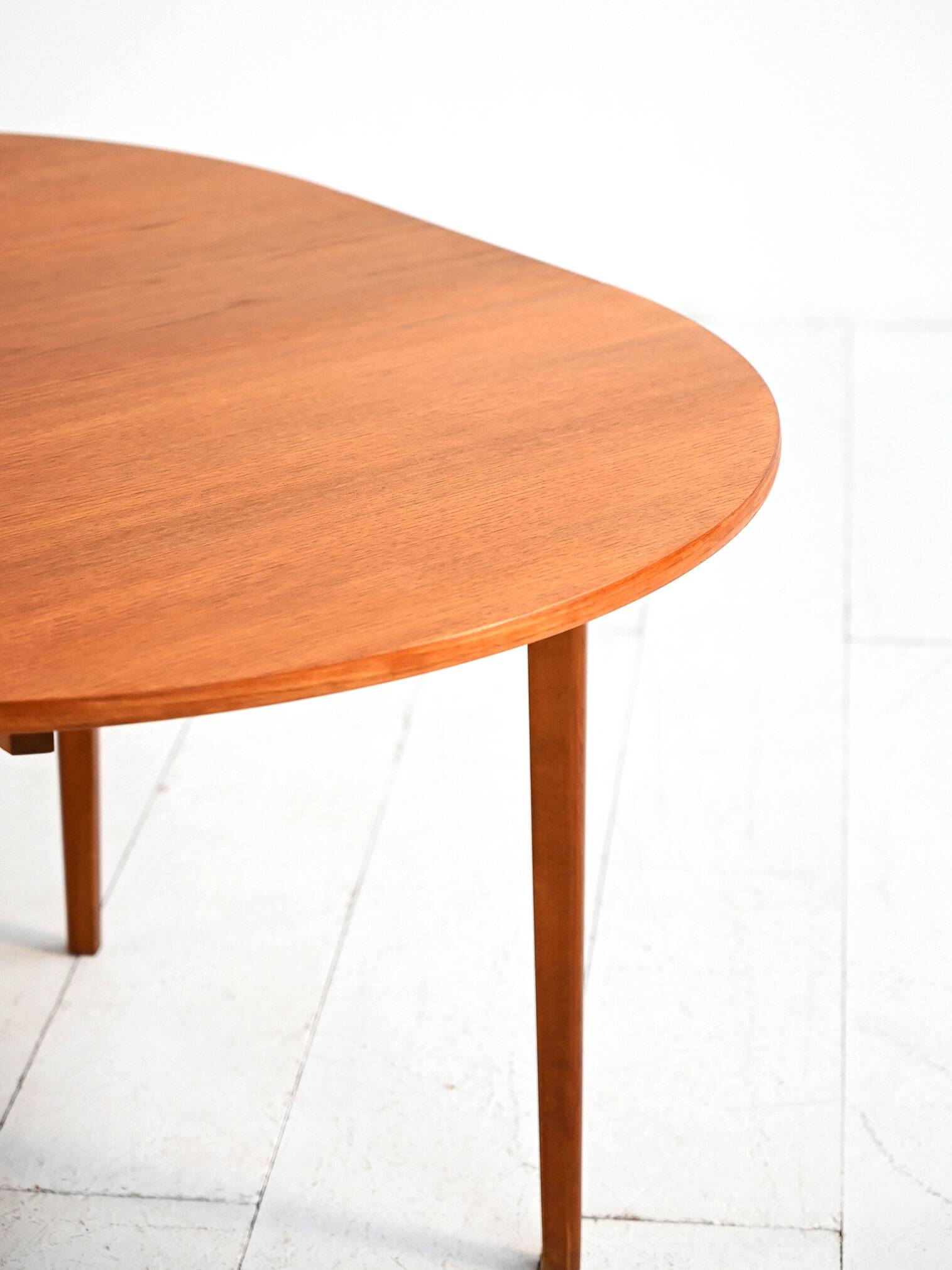 Scandinavian round extendable teak table 1960s