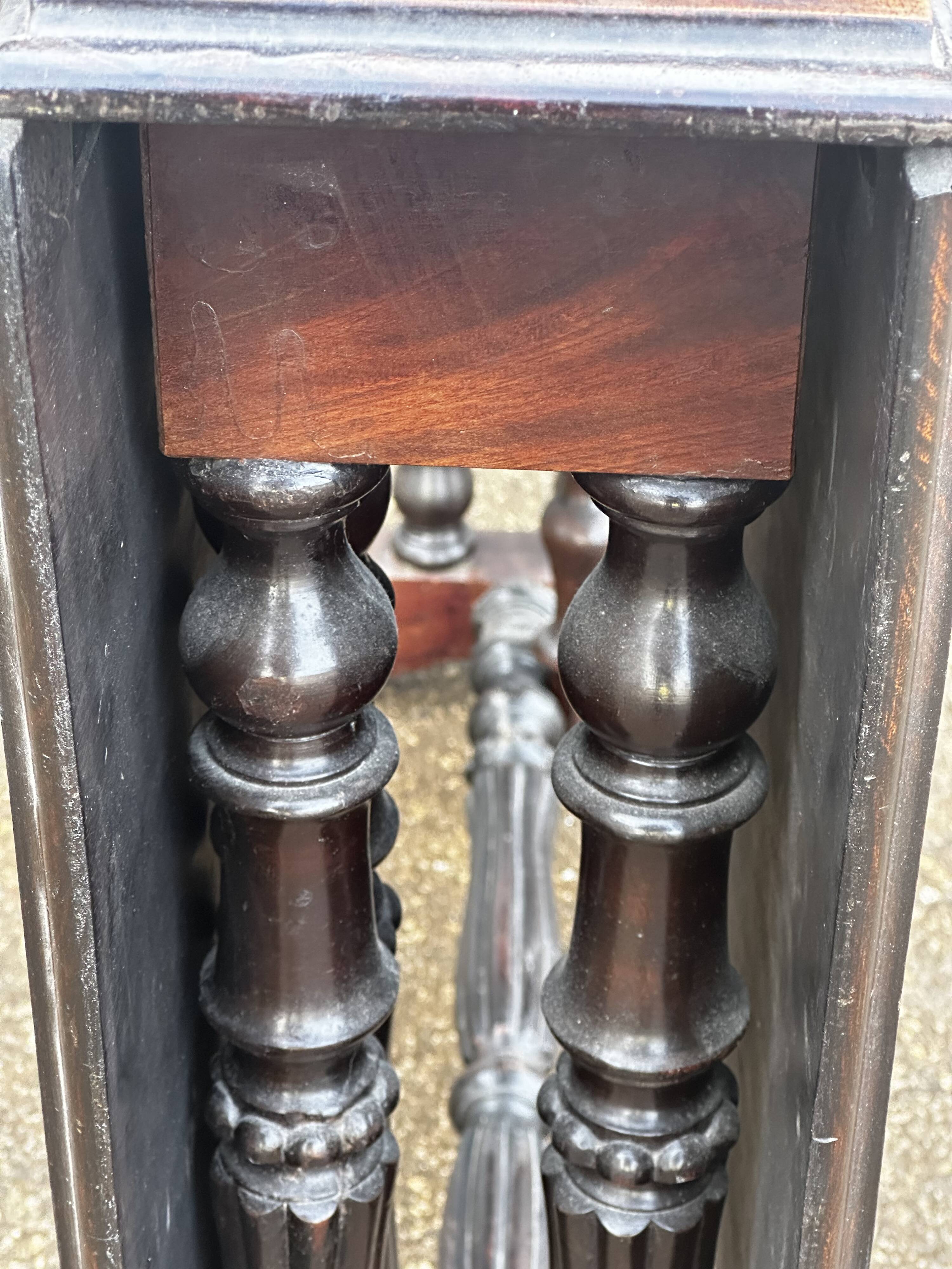 Victorian Mahogany Gate-Leg (folding) Table