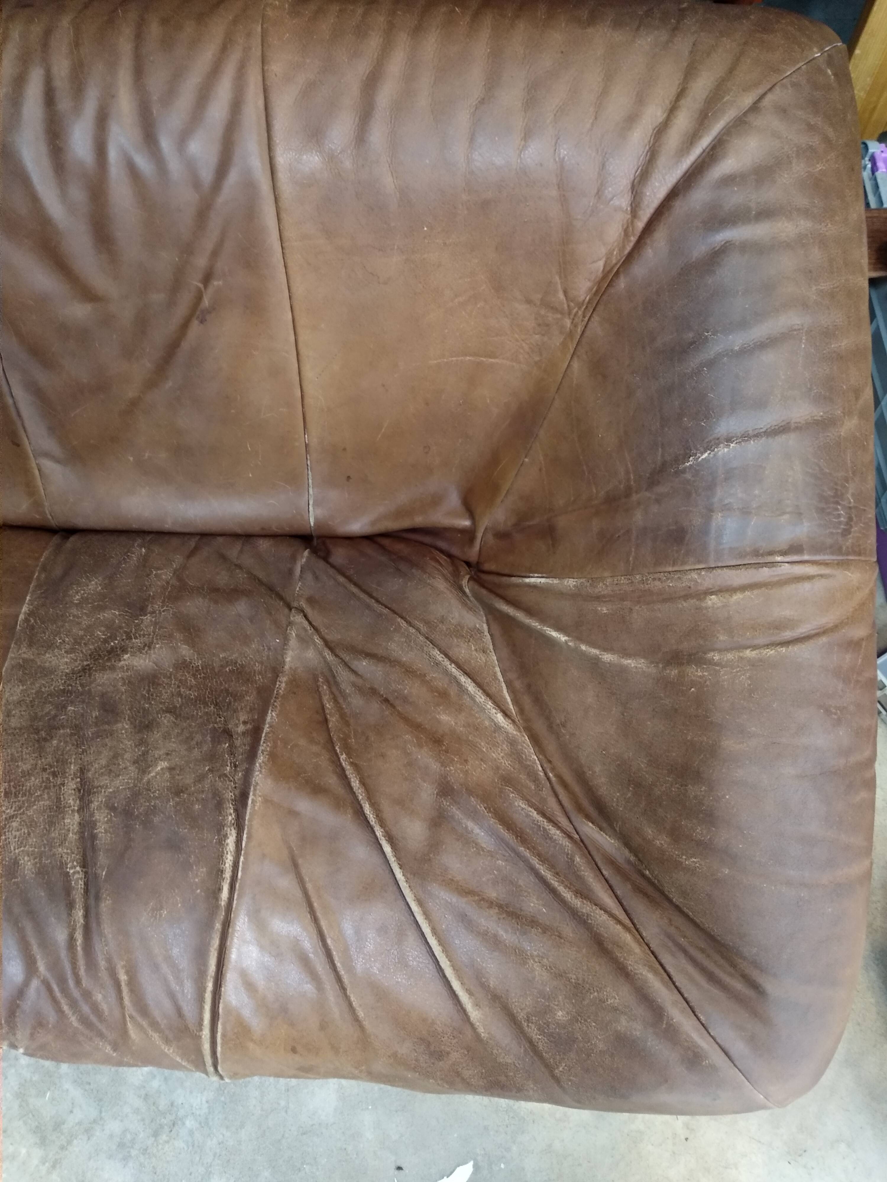 Montis ‘Oslo’ 2 seater sofa designed by Gerard van den Berg