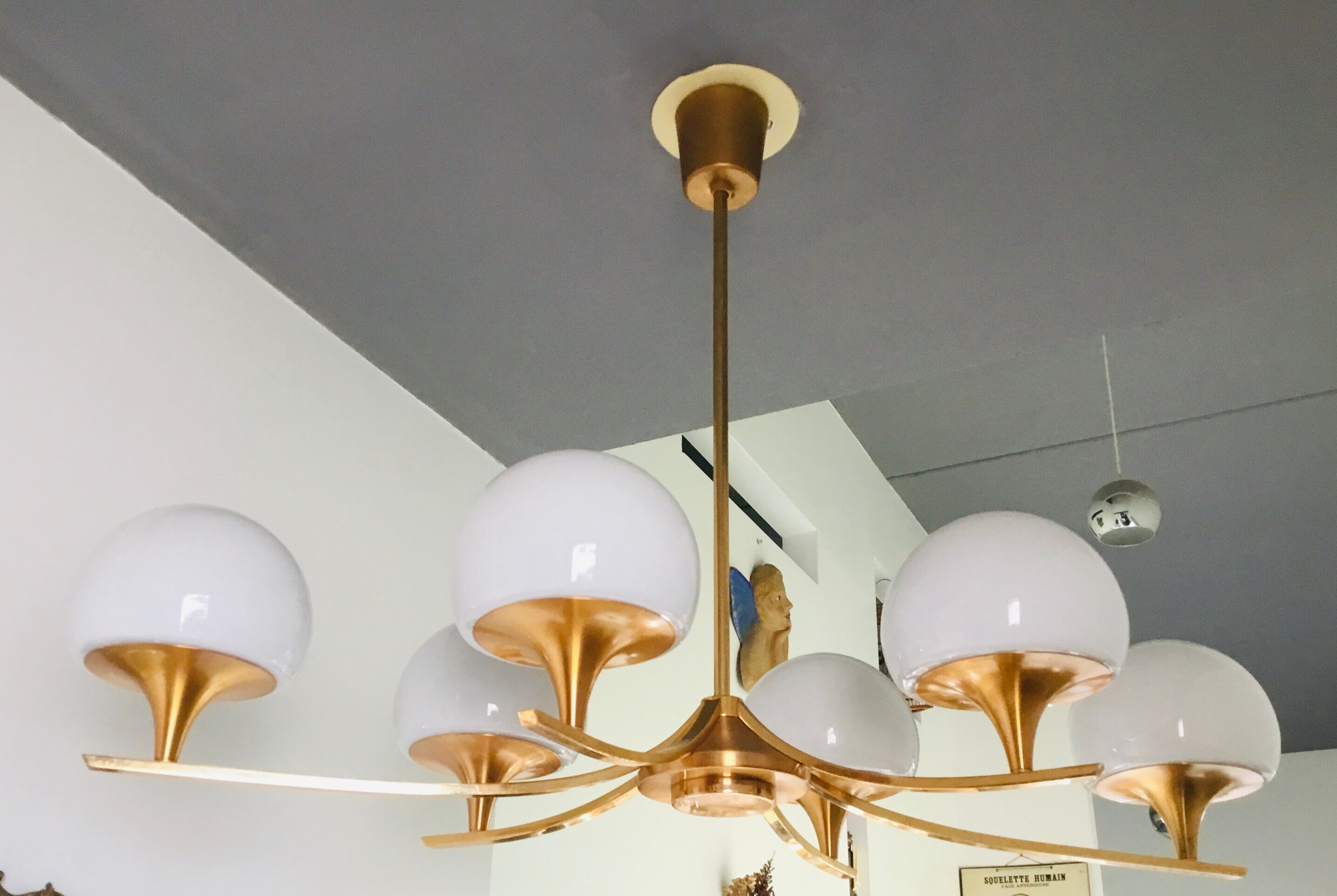 Large space-age chandelier with 6 lights - brass and opaline - design 1970
