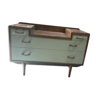 Green chest of drawers