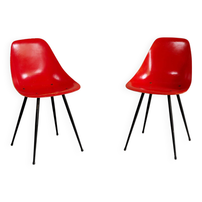 Paire de chaises en fibre de verre