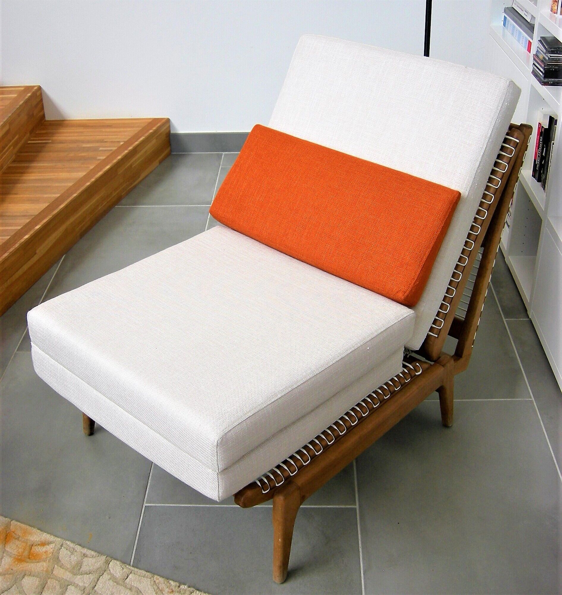 Chair of Georges Tigien