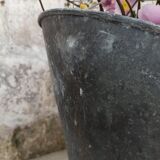 Zinc bucket