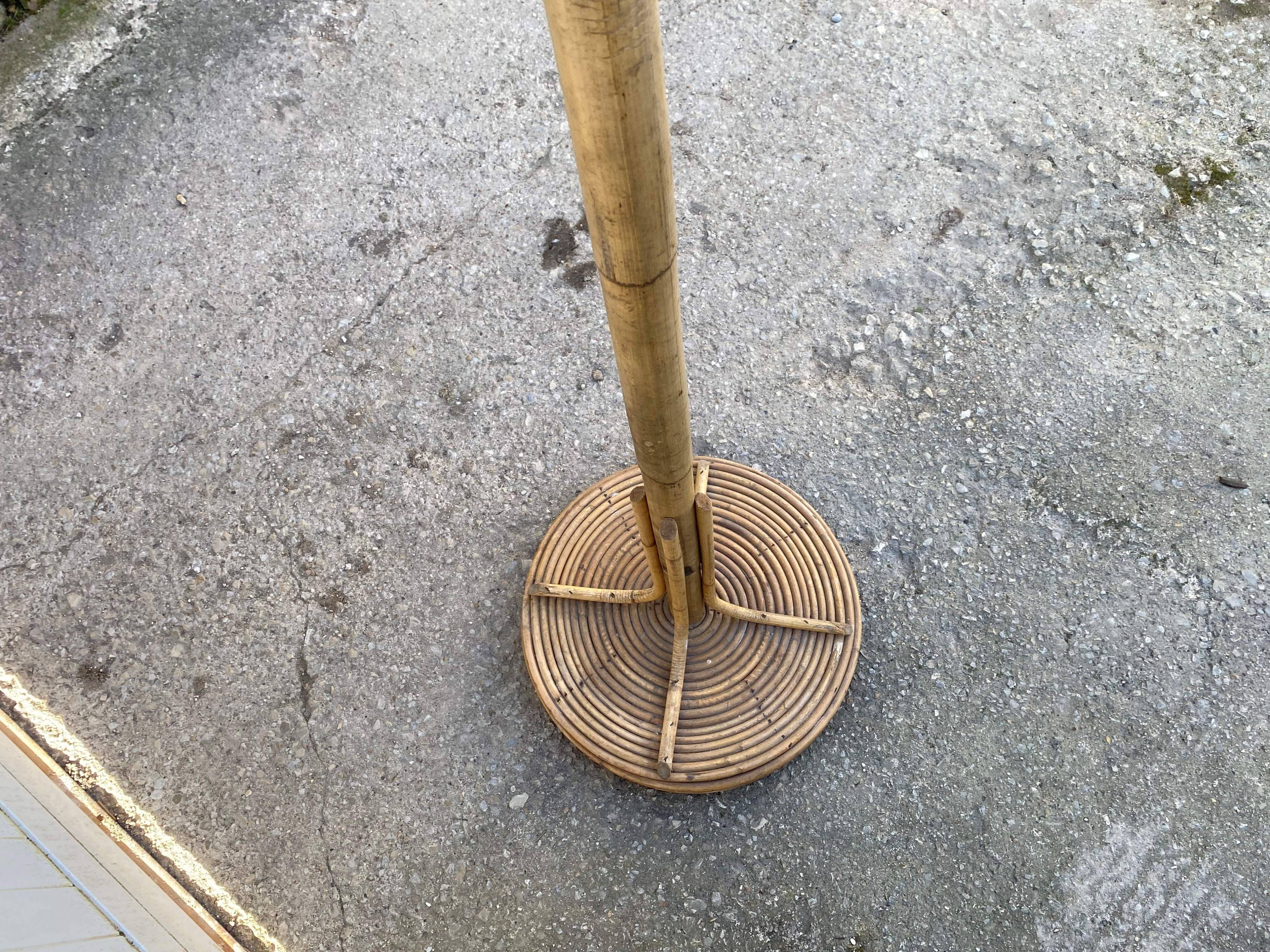 Vintage rattan parrot coat rack 1970