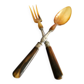 Antique horn salad cutlery – shell decoration 1900