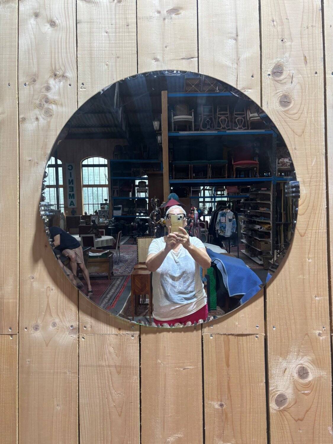 Round Art Deco mirror – Bevelled glass & chrome clips – 1930s