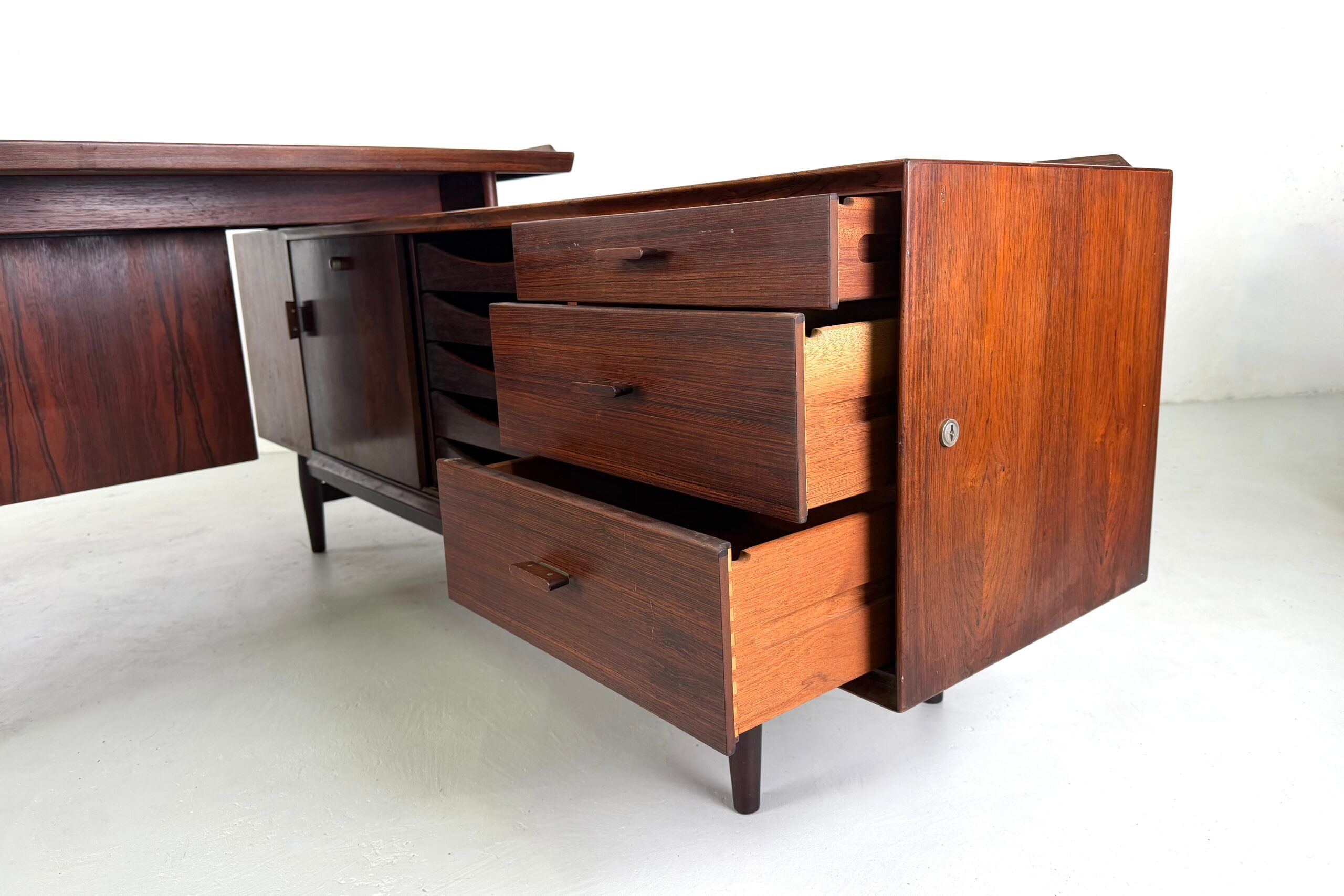 Executive desk model 209 by Arne Vodder for Sibast – 1960s