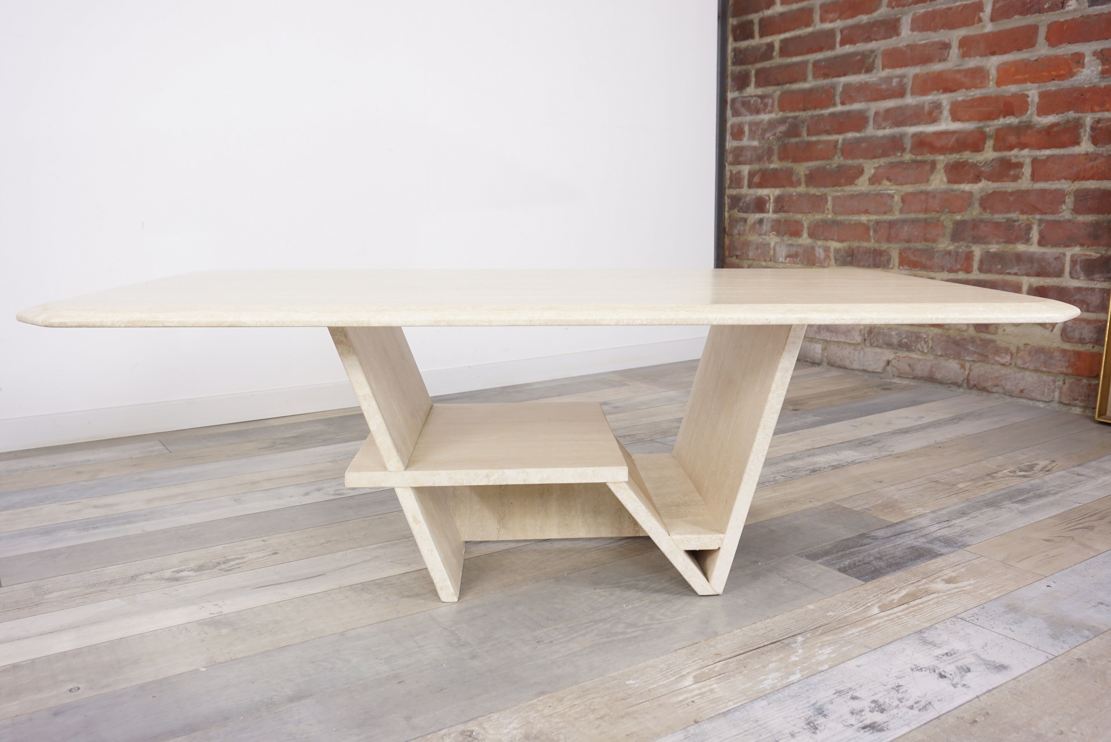 Table basse en travertin design des années 70