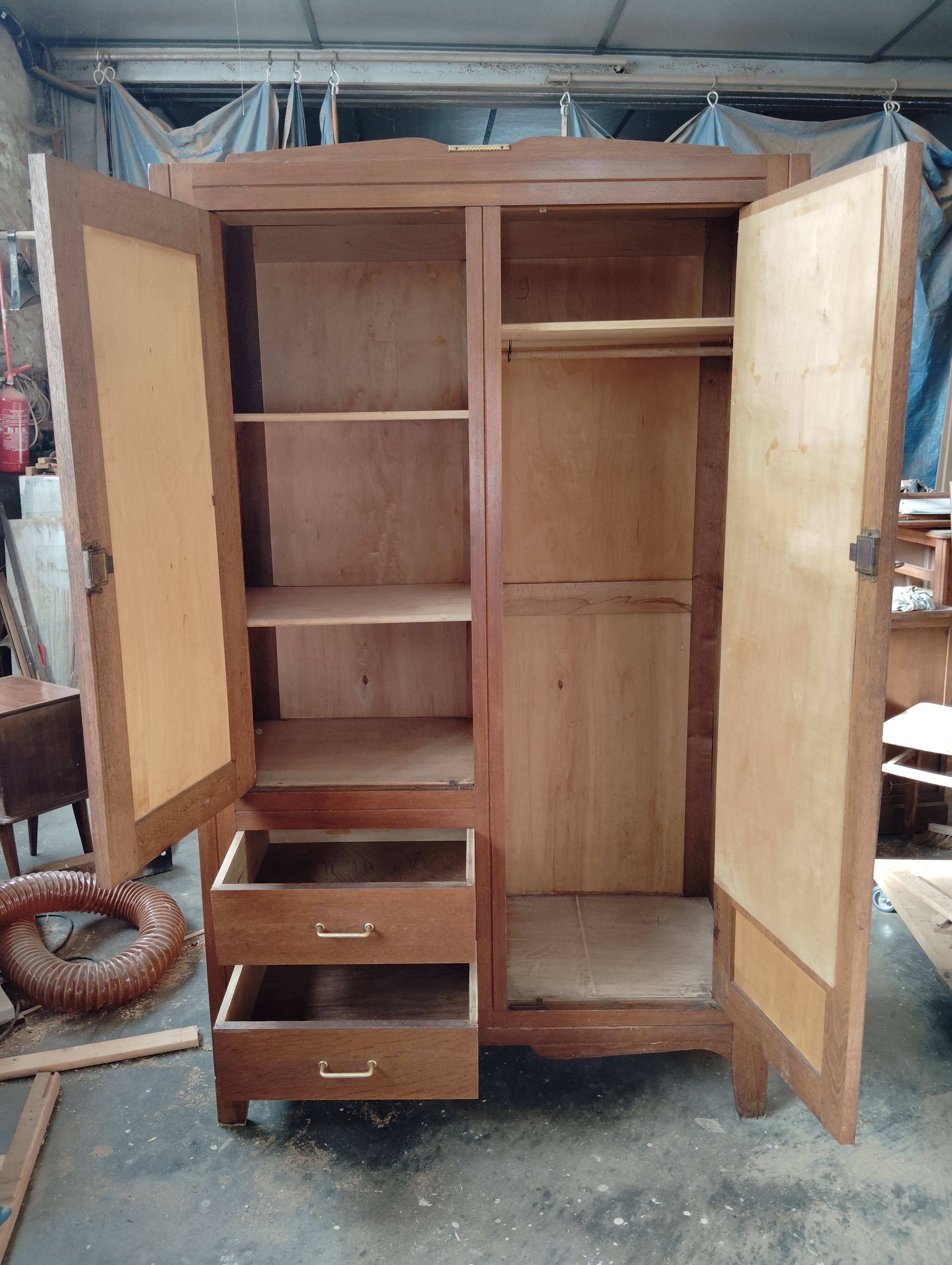 Armoire Parisienne