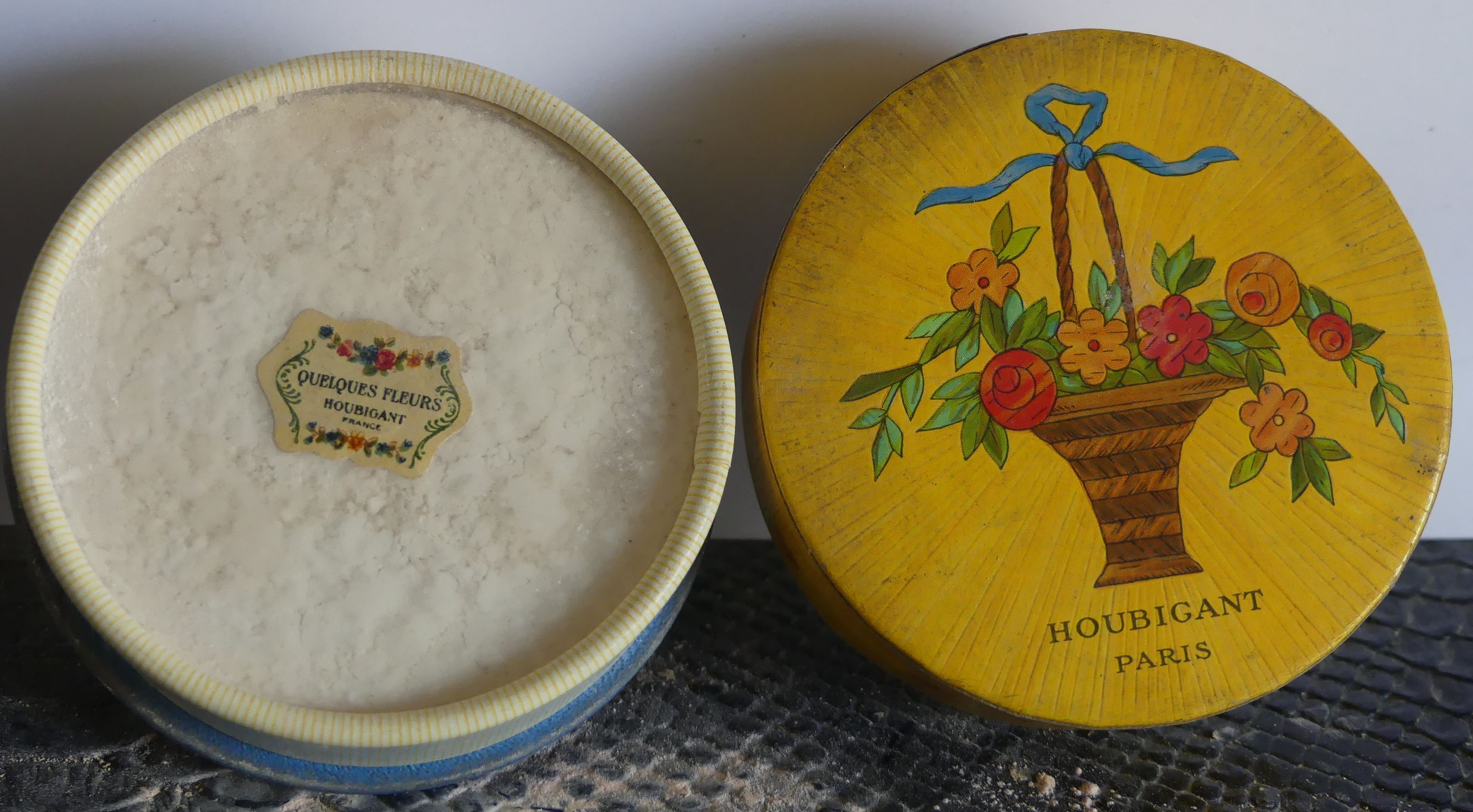 Box of Houbigant powder