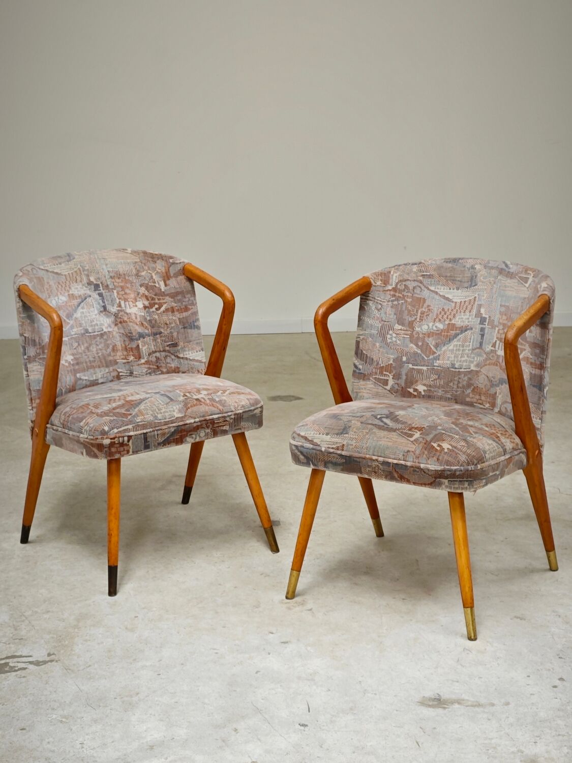 Pair of armchairs / chairs with armrests by Ludvik Volak