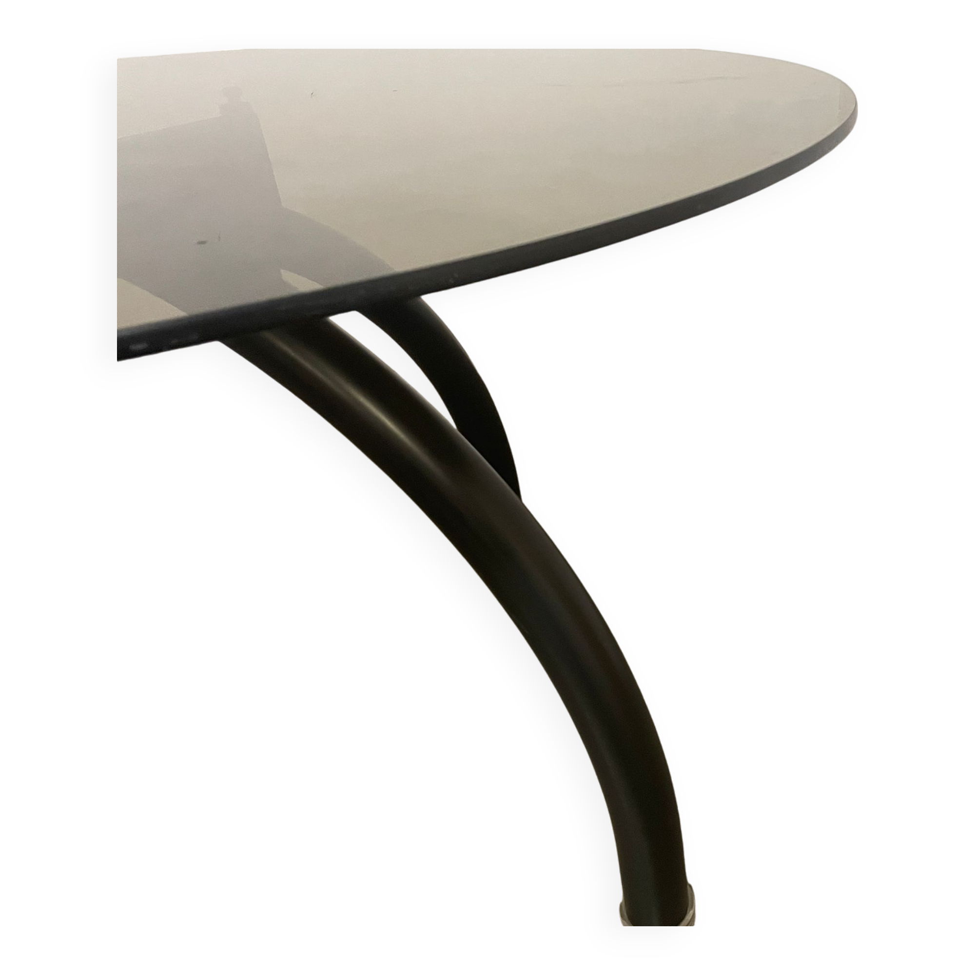 Dining table spider table Knoll